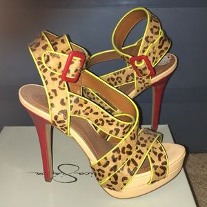 Jessica Simpson Heels